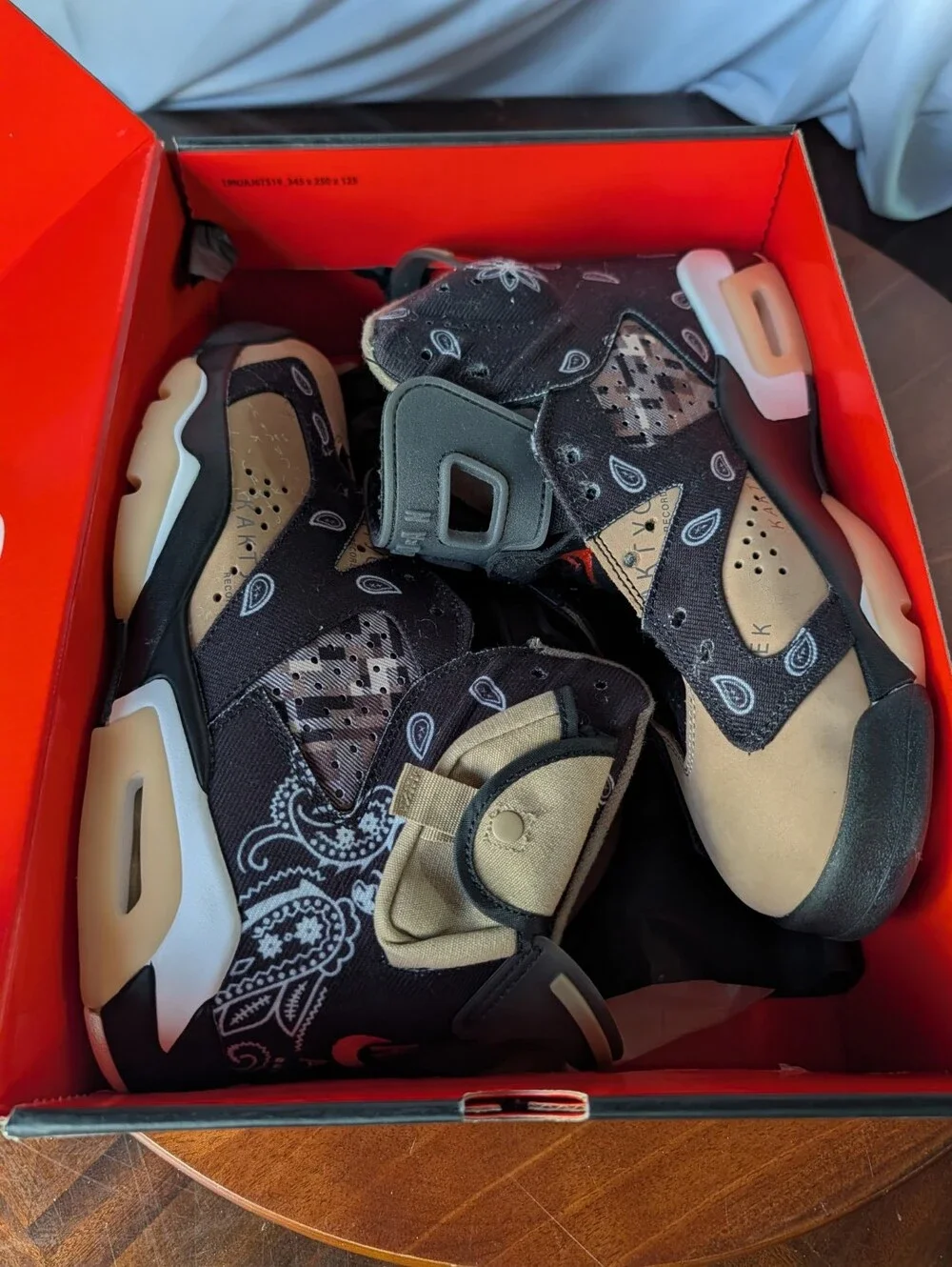 Air Jordan 6 Retro X Cactus Jack Sneakers US Men Size 10.5 Black / Beige